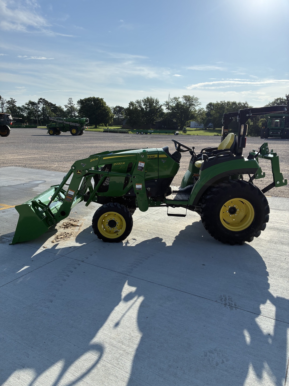  2022 John Deere 2032R at LandMark in Hastings, NE
