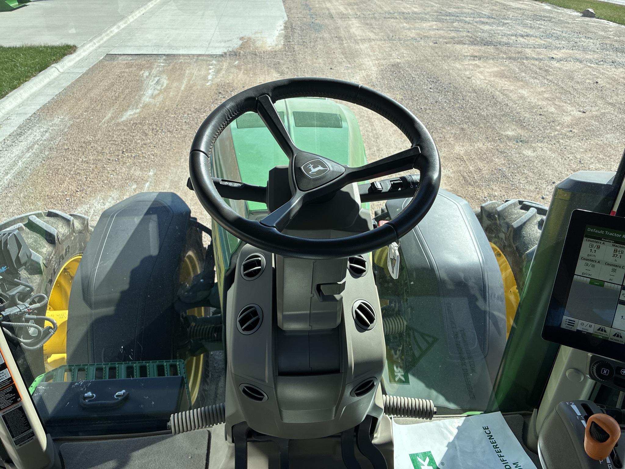  2025 John Deere 8R 370 at LandMark in Hebron, NE