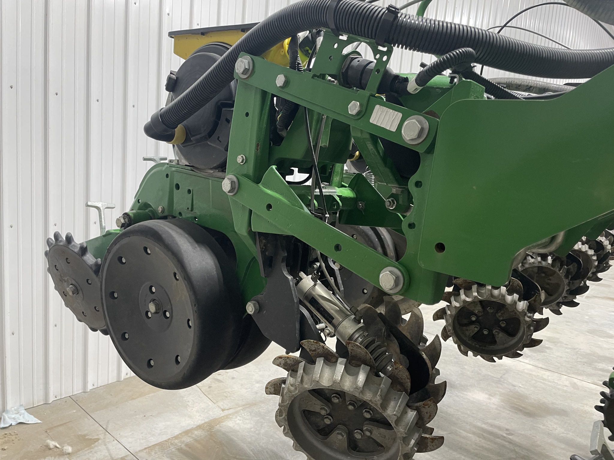  2022 John Deere 1795 at LandMark in Lexington, NE