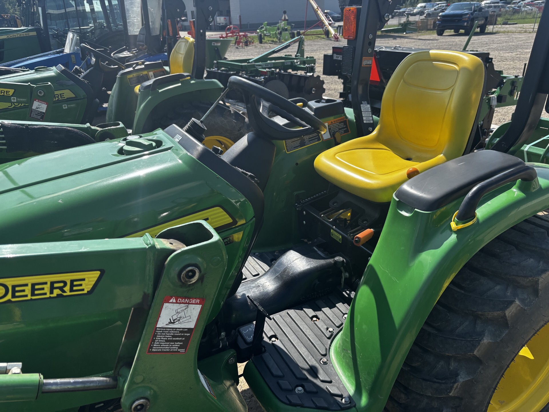 On Lot 2017 John Deere 3025E at Tri County Equipment Sandusky, MI