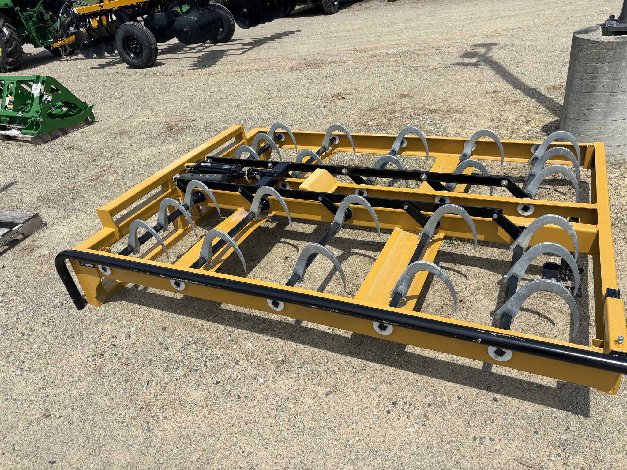 On Lot 2022 Tubeline AC1000G at Tri County Equipment Sandusky, MI