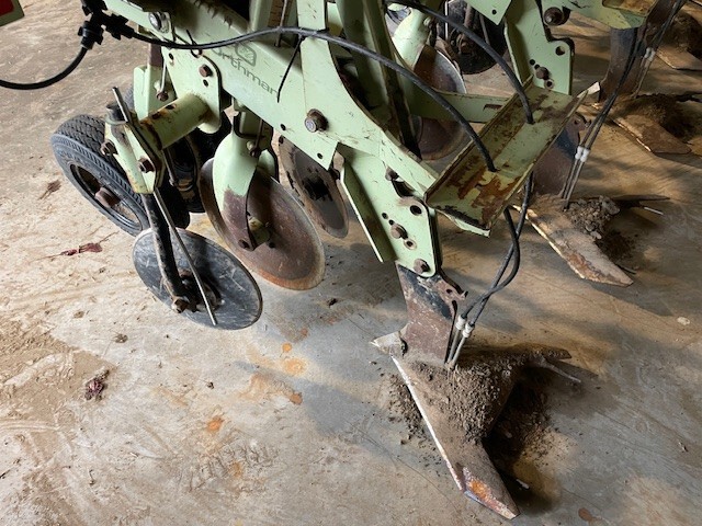  1996 Orthman 9300 at LandMark in Kearney, NE