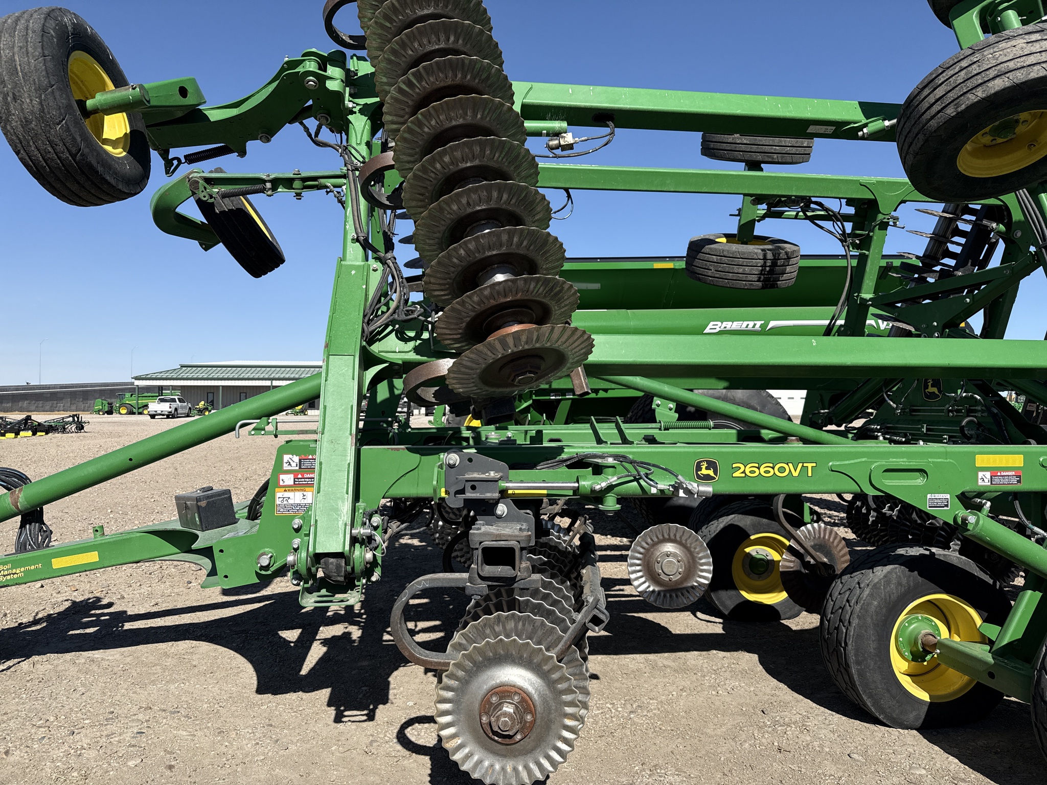  2019 John Deere 2660VT at LandMark in Lexington, NE
