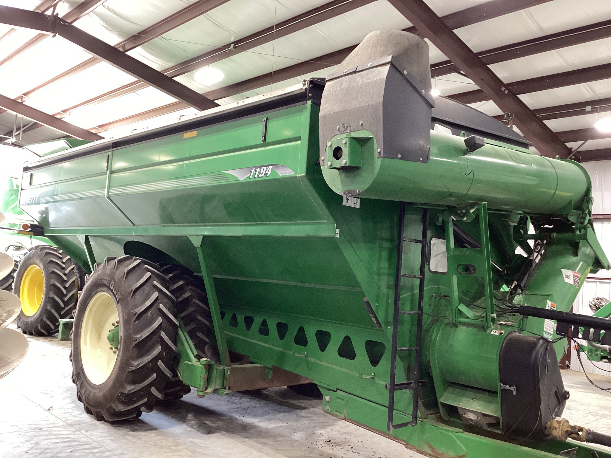  2010 Brent 1194 at LandMark in Minden, NE