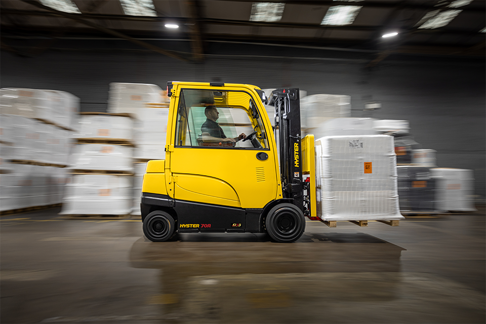 New Hyster J45-70A at Papé Material Handling