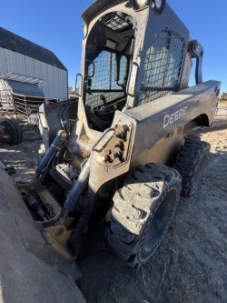  2020 John Deere 332G at LandMark in Gothenburg, NE