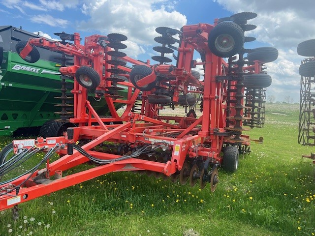 On Lot 2013 Krause 8000-40 at Tri County Equipment Caro, MI