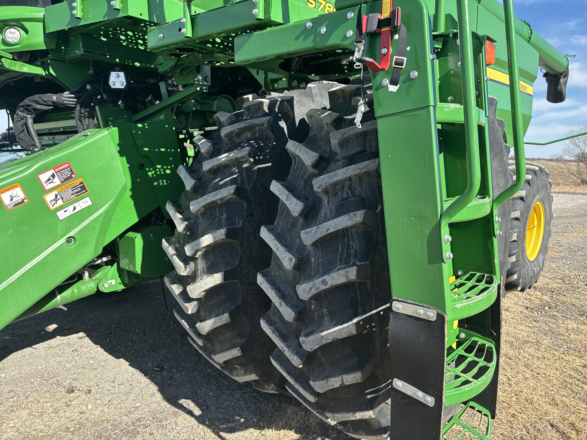  2024 John Deere S780 at LandMark in Marysville, KS