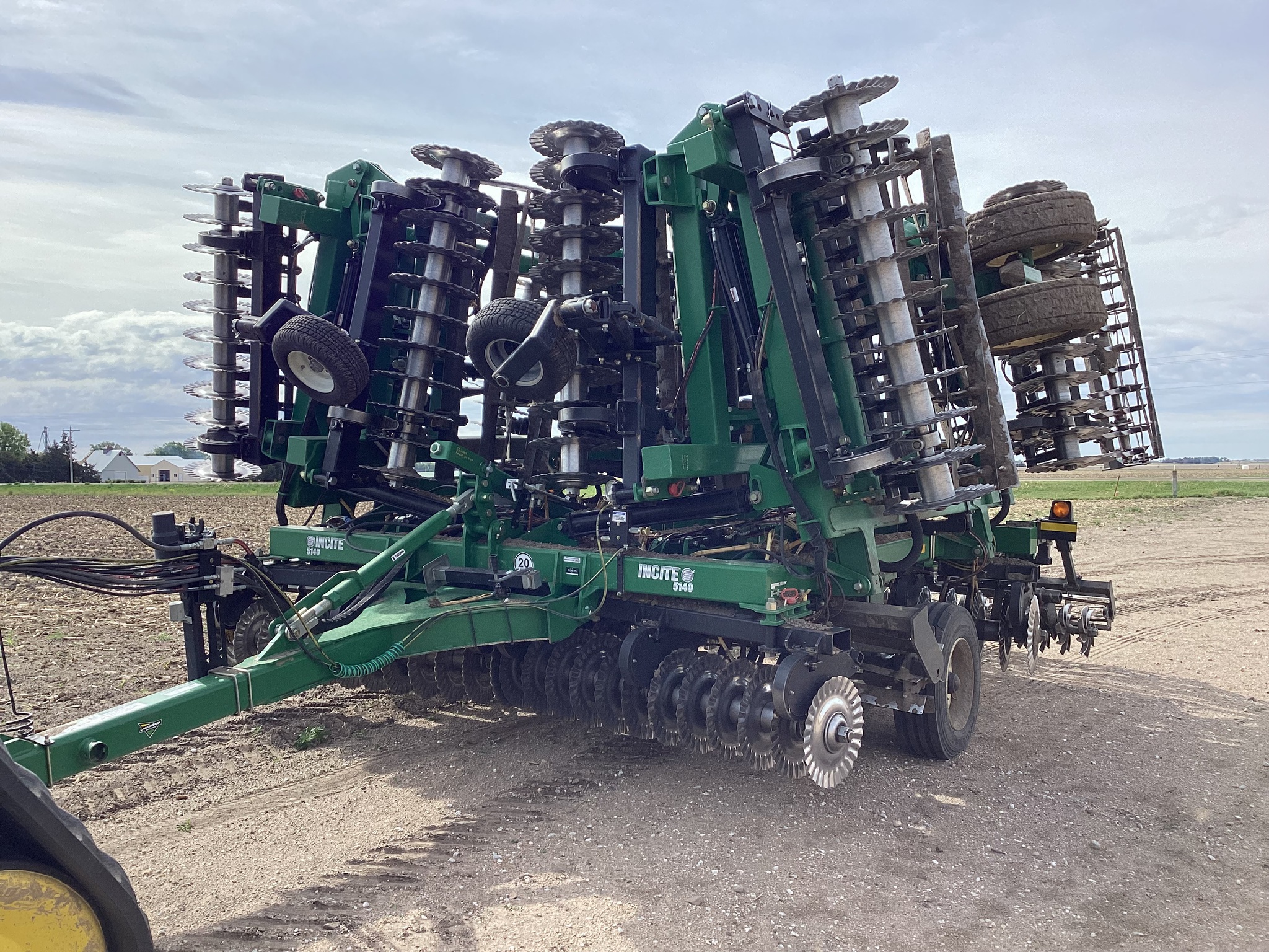  2023 Mcfarlane 5140-ST at LandMark in Minden, NE