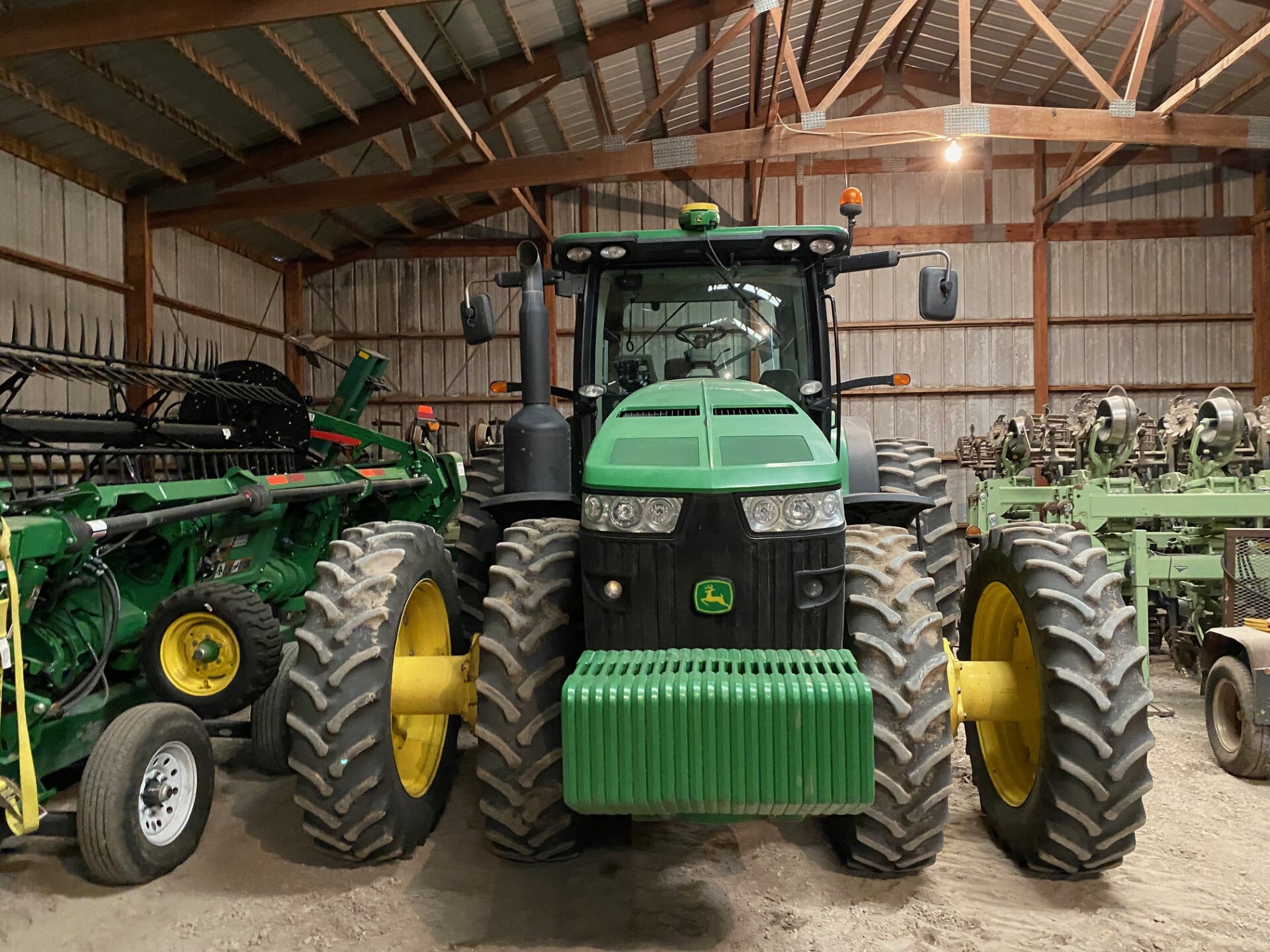  2011 John Deere 8335R at LandMark in Kearney, NE