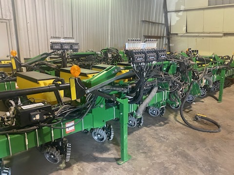  2025 John Deere 1725 at LandMark in Smith Center, KS