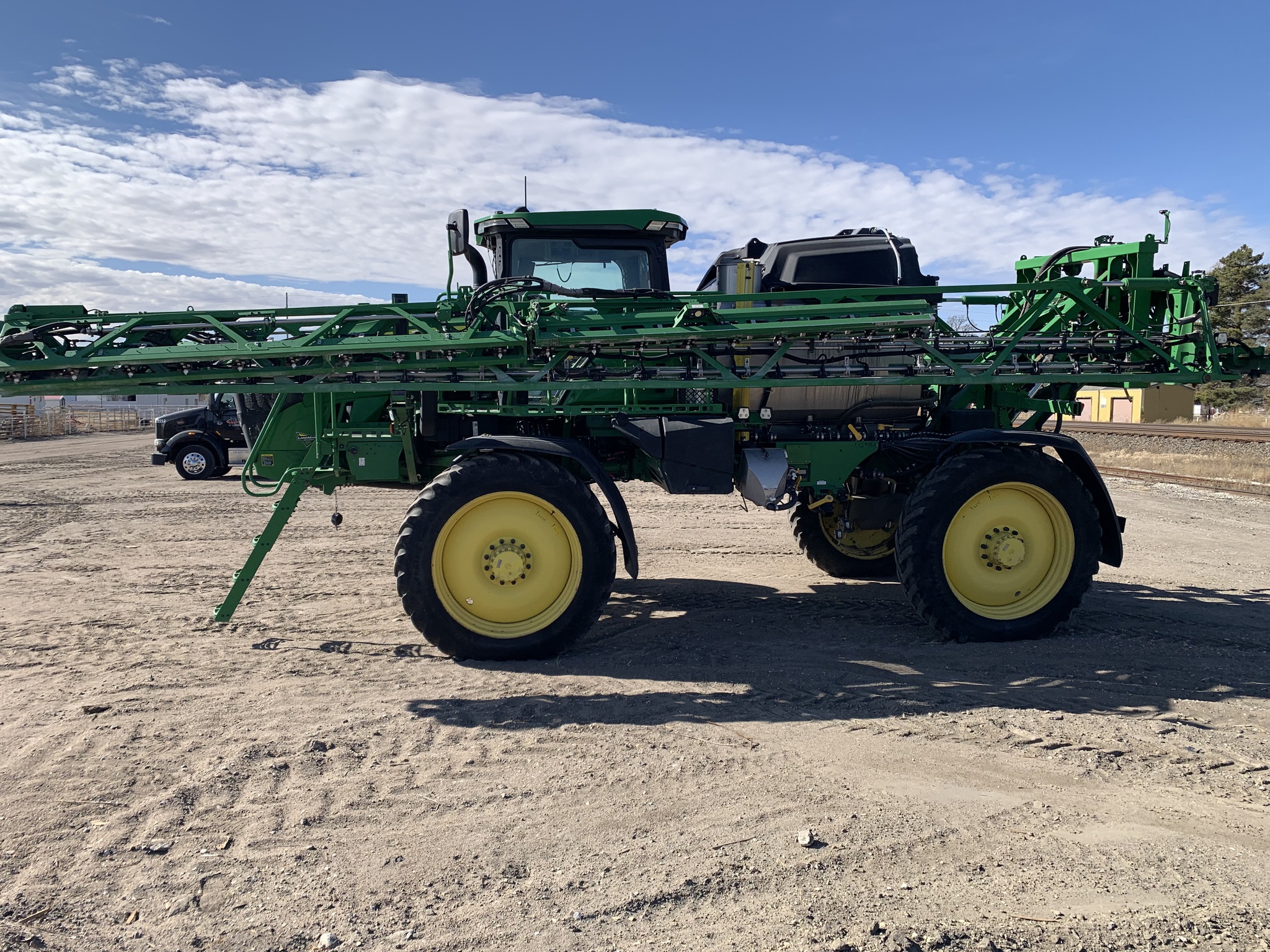  2023 John Deere 412R at LandMark in Gothenburg, NE