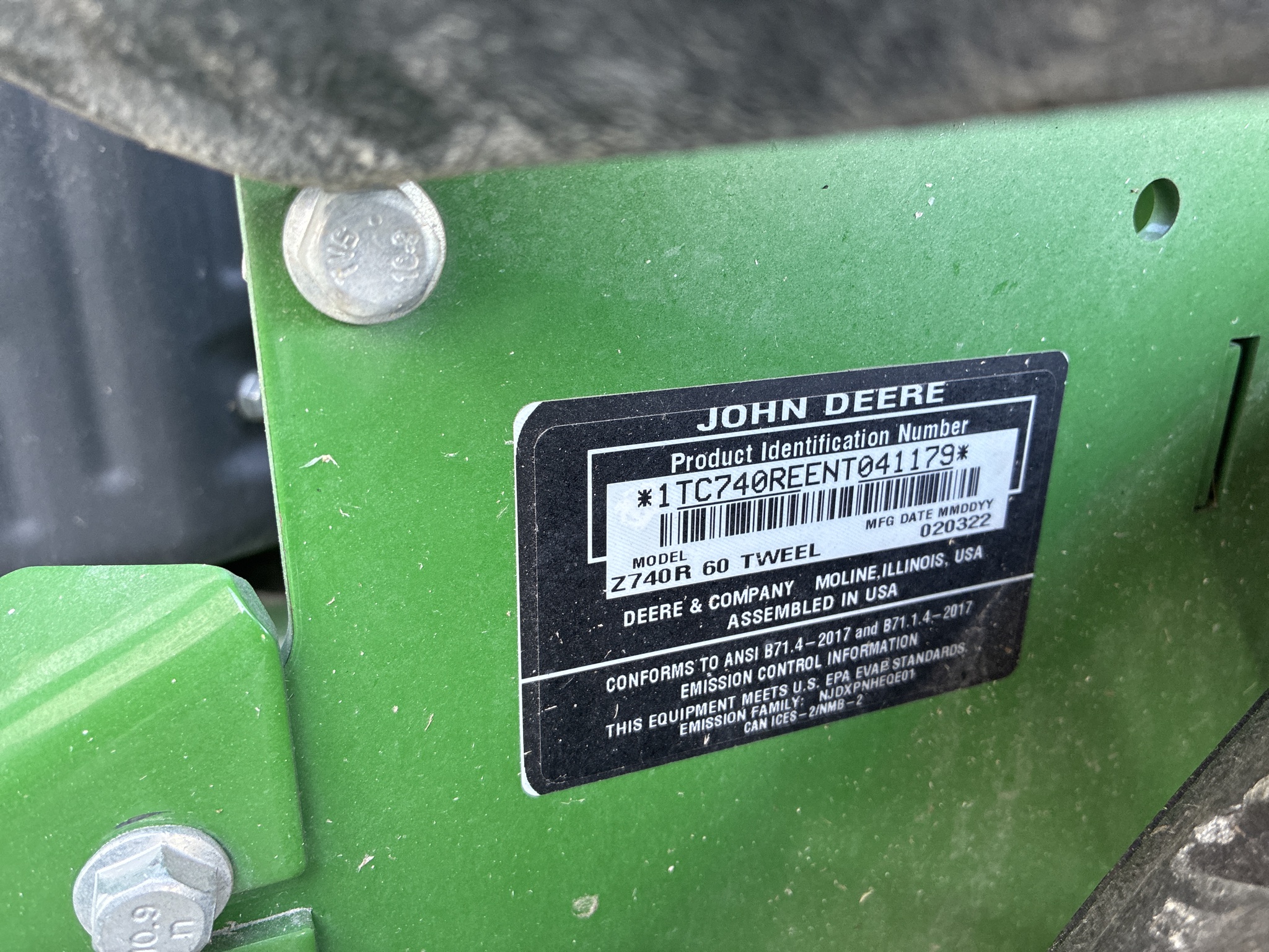  2022 John Deere Z740R at LandMark in Beatrice, NE