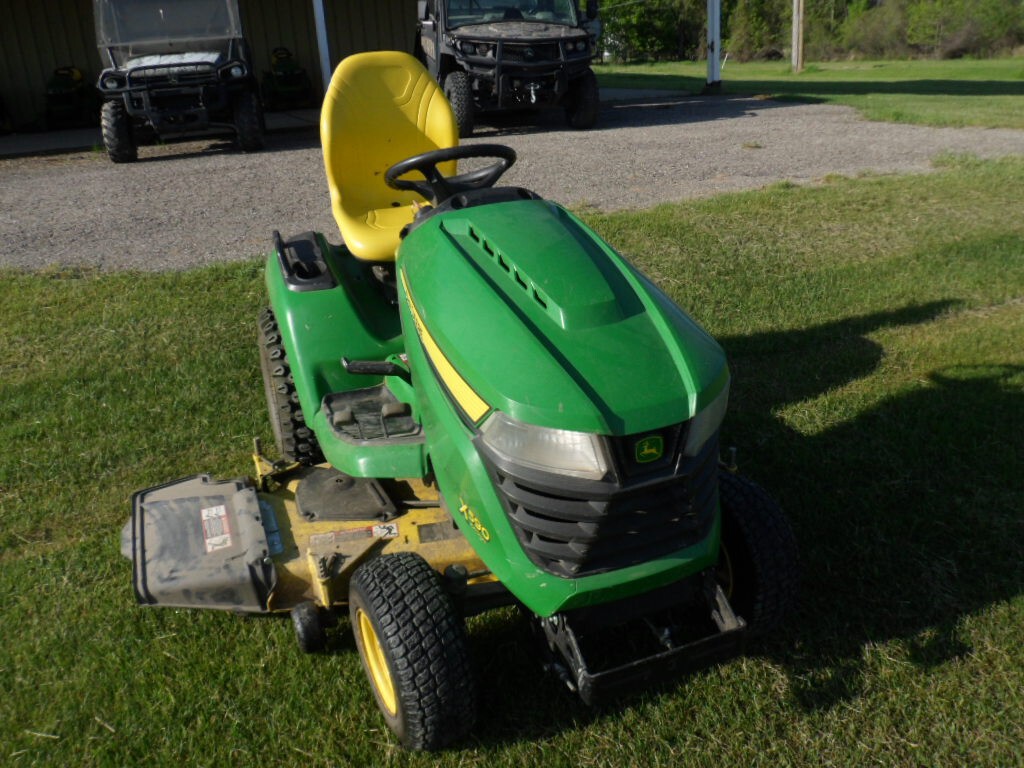 On Lot 2015 John Deere X590 at Tri County Equipment Bad Axe, MI