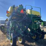  2018 John Deere 1775NT at LandMark in Hebron, NE