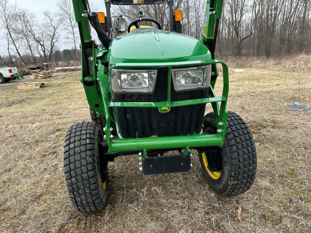 On Lot  John Deere 3032E at Tri County Equipment Lapeer, MI