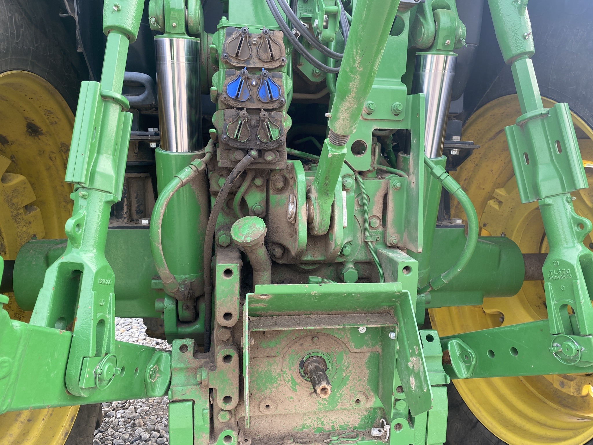  2018 John Deere 6155R at LandMark in Gothenburg, NE