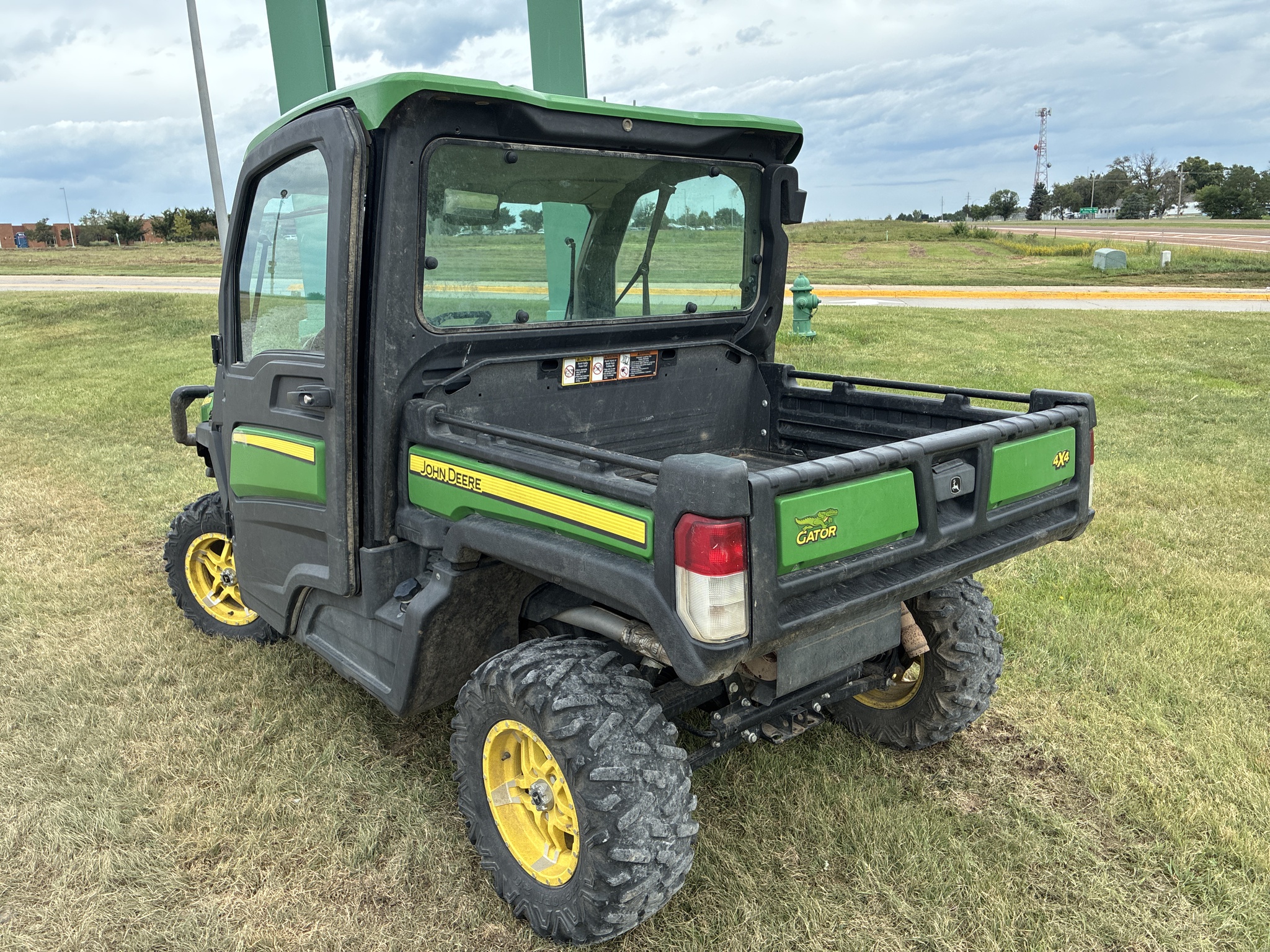  2019 John Deere XUV 835R at LandMark in Beatrice, NE