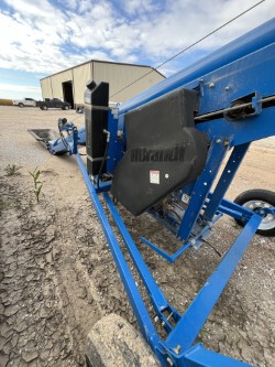  2020 Brandt 1547LP+ at LandMark in Gothenburg, NE