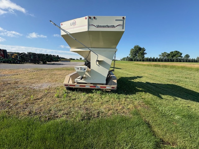 On Lot  Unverferth 3750XL at Tri County Equipment Caro, MI