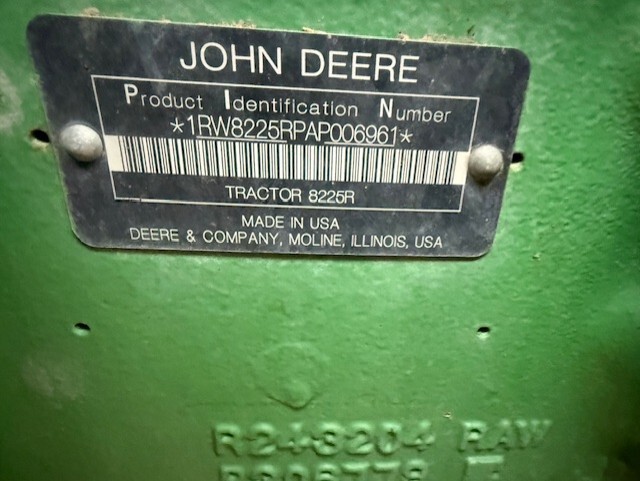  2010 John Deere 8225R at LandMark in Gothenburg, NE