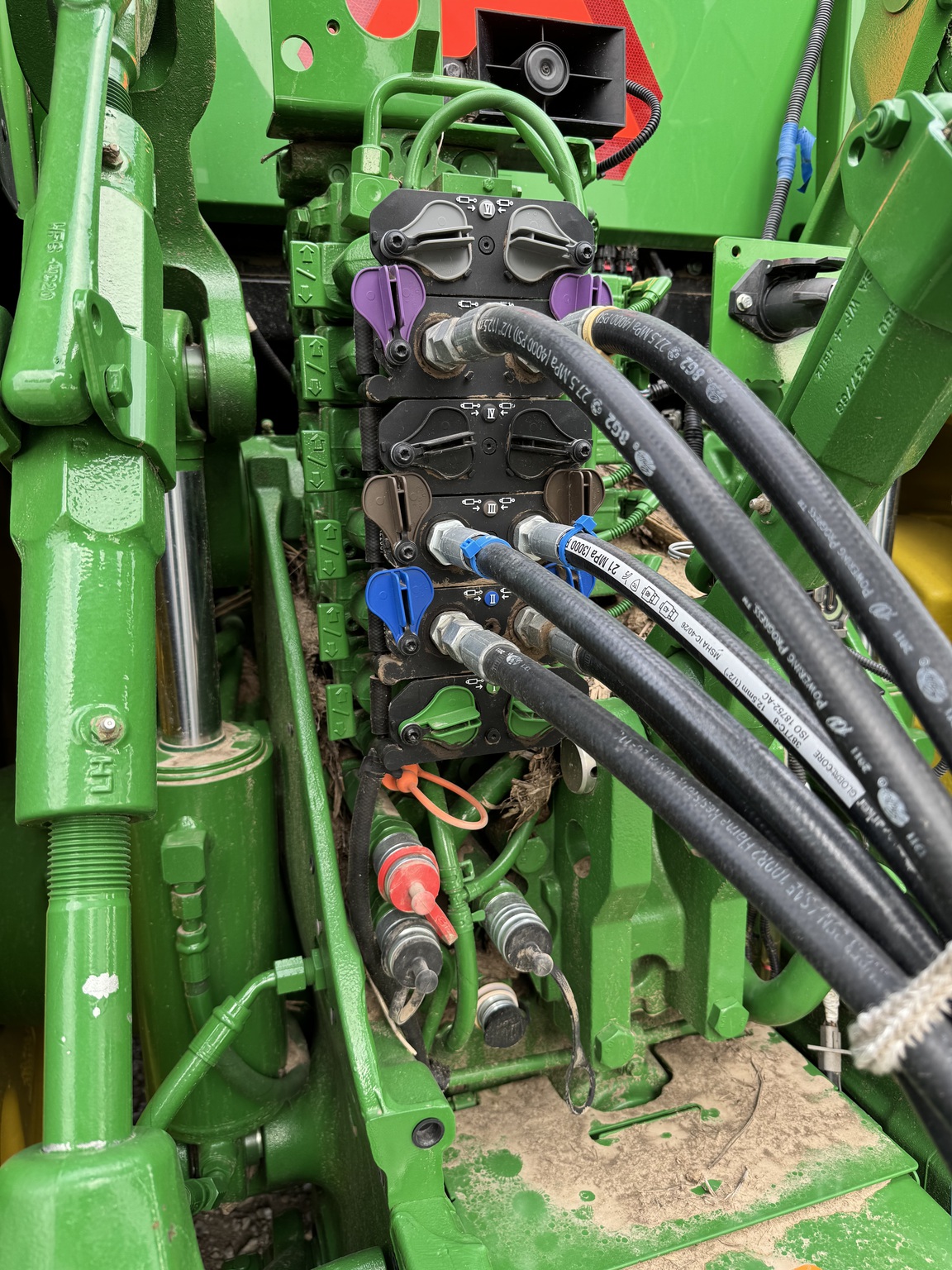  2024 John Deere 8R 410 at LandMark in Arapahoe, NE