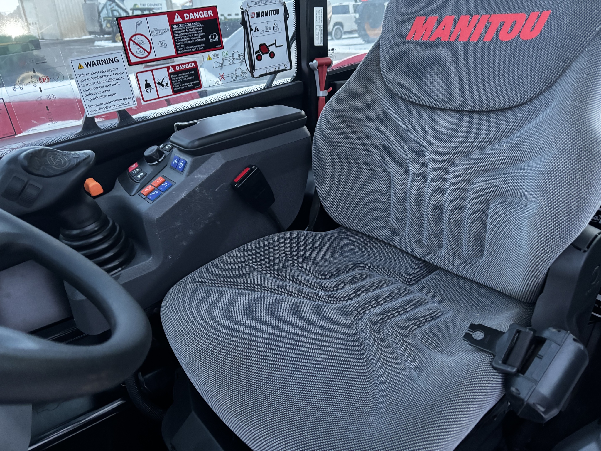On Lot 2023 Manitou MLT737 at Tri County Equipment Sandusky, MI