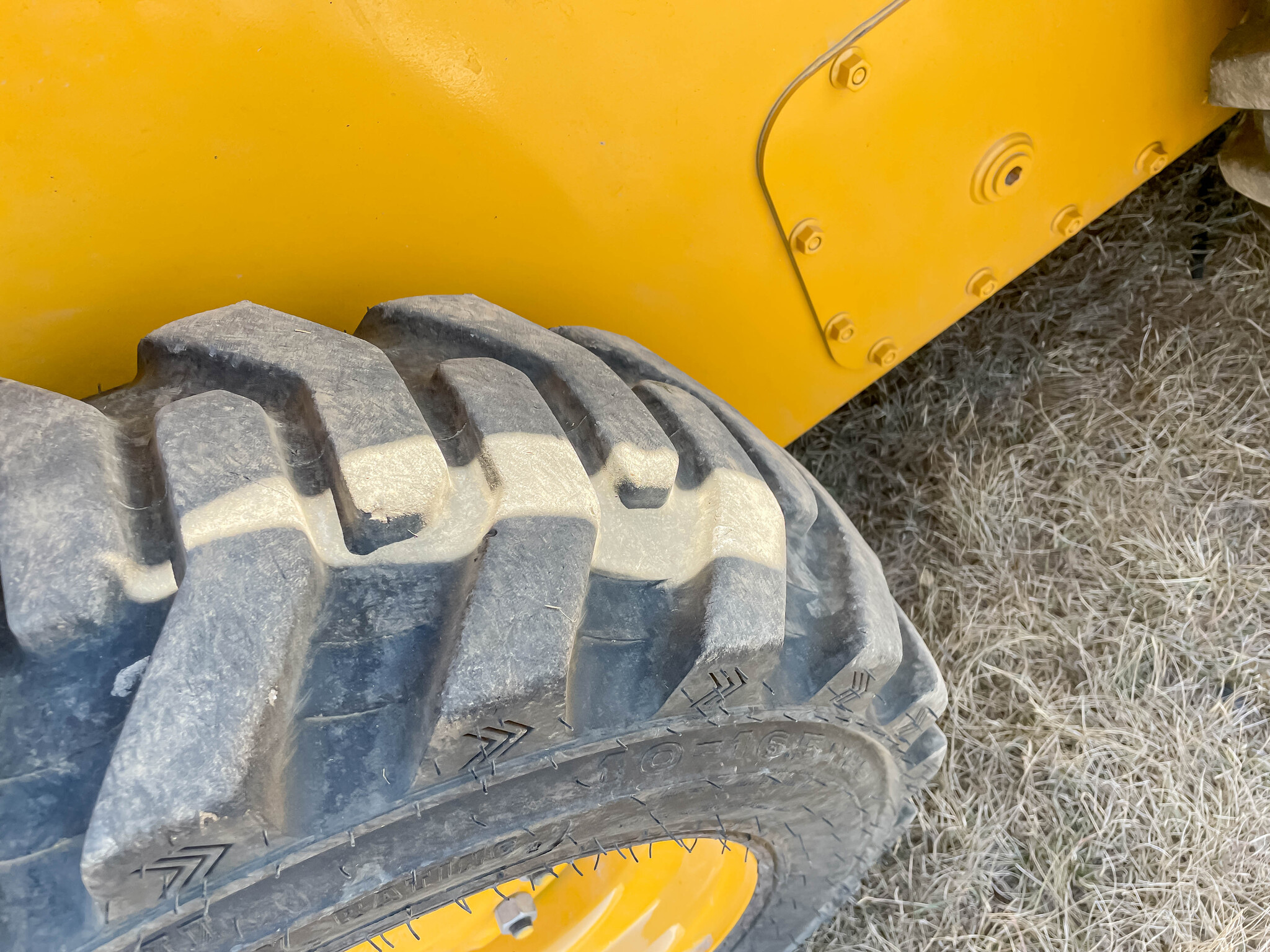  2023 John Deere 324G at LandMark in Arapahoe, NE
