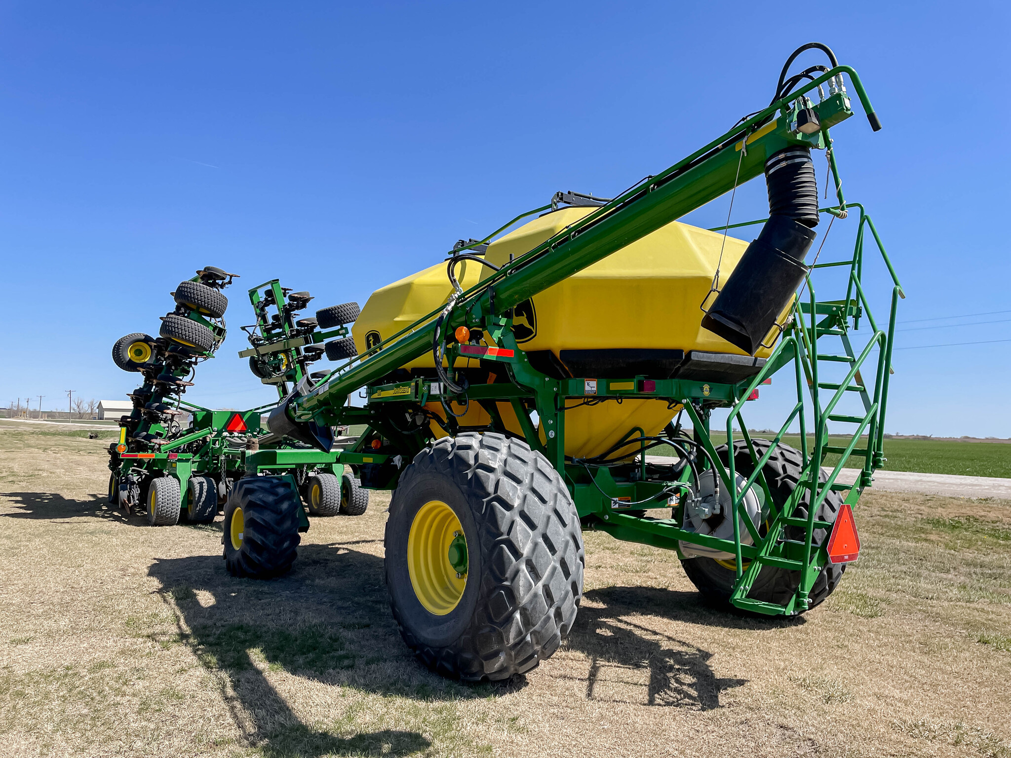  2019 John Deere 1890 at LandMark in Phillipsburg, KS