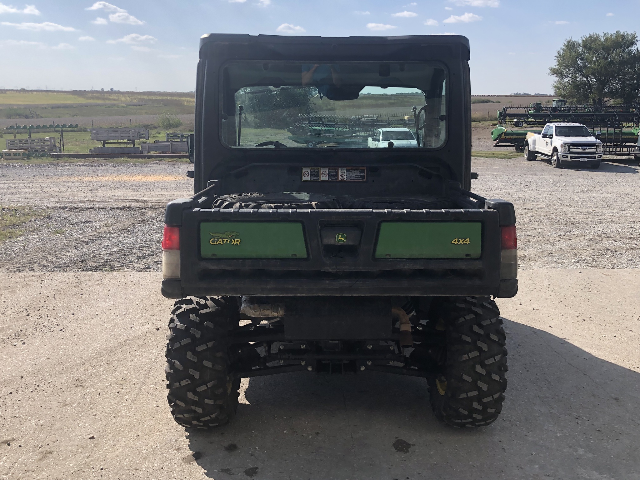  2023 John Deere XUV 835M at LandMark in Beatrice, NE