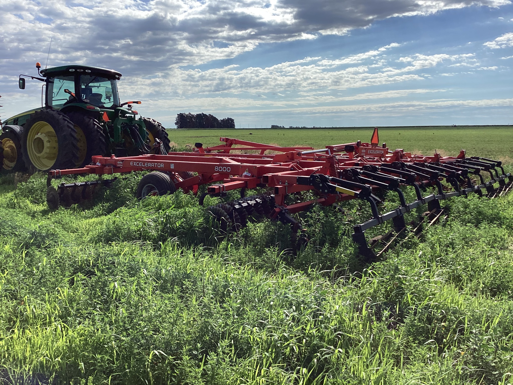  2013 Kuhn Krause 8000-30 at LandMark in Minden, NE