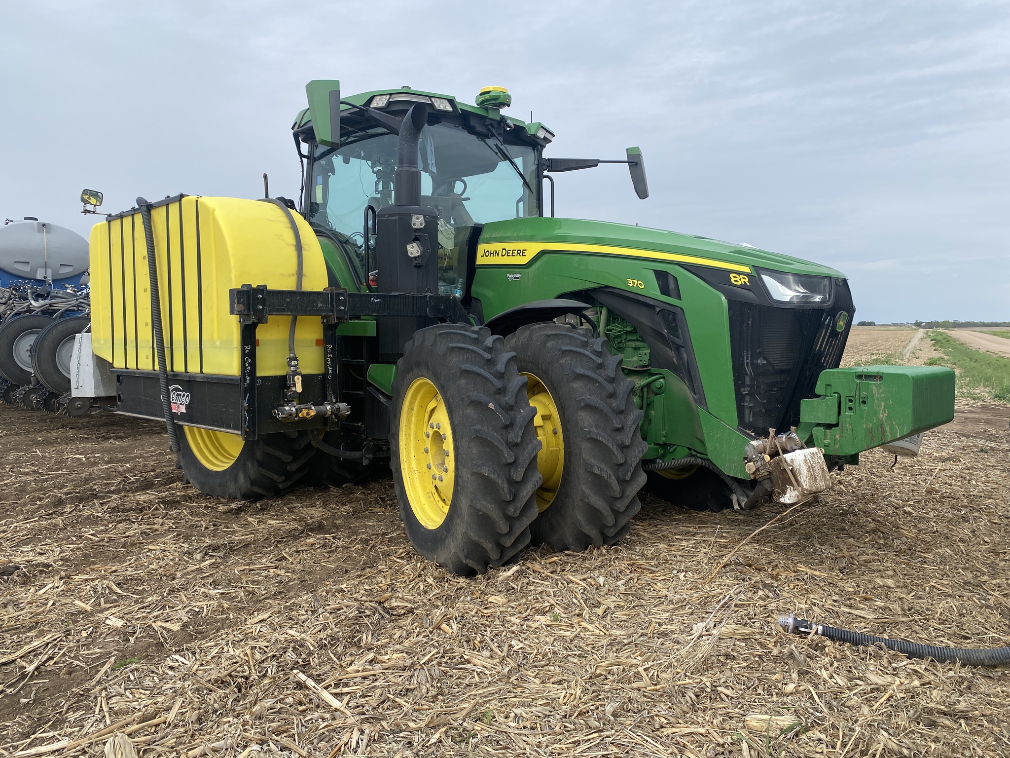  2021 John Deere 8R 370 at LandMark in Hebron, NE