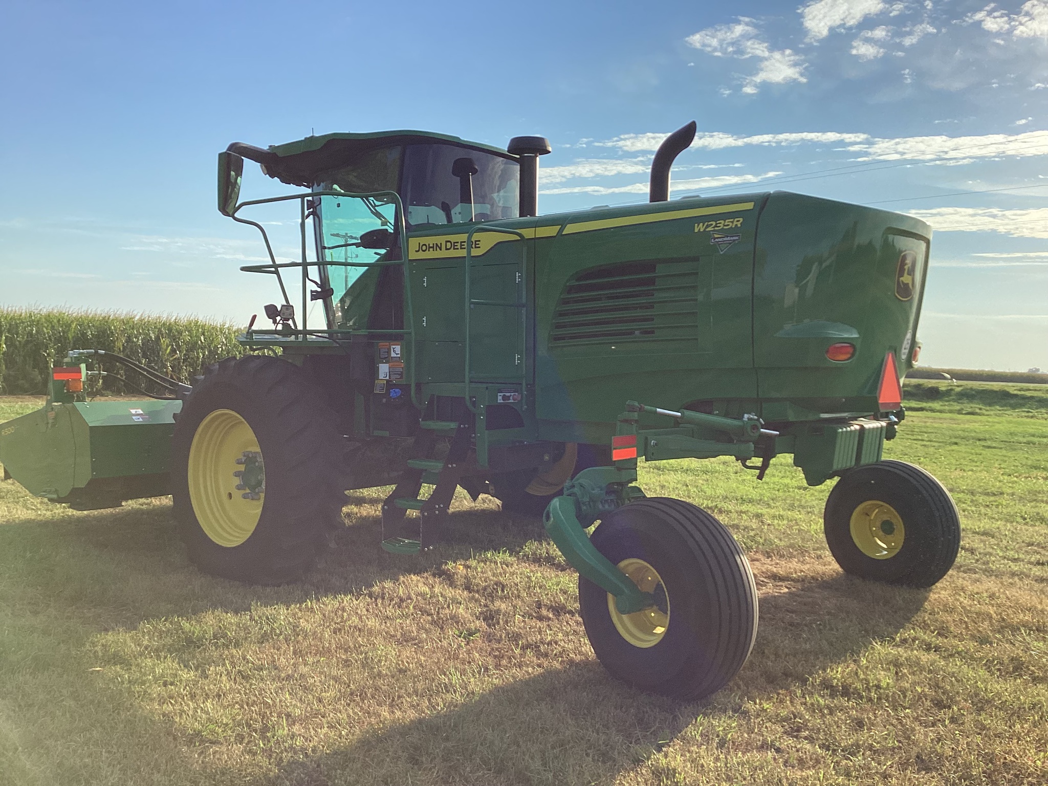  2024 John Deere W235R at LandMark in Minden, NE