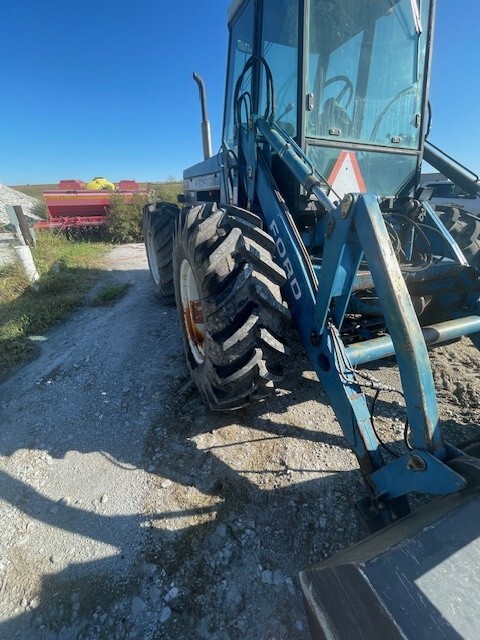   Ford-new Holland 9030-92 at LandMark in Phillipsburg, KS