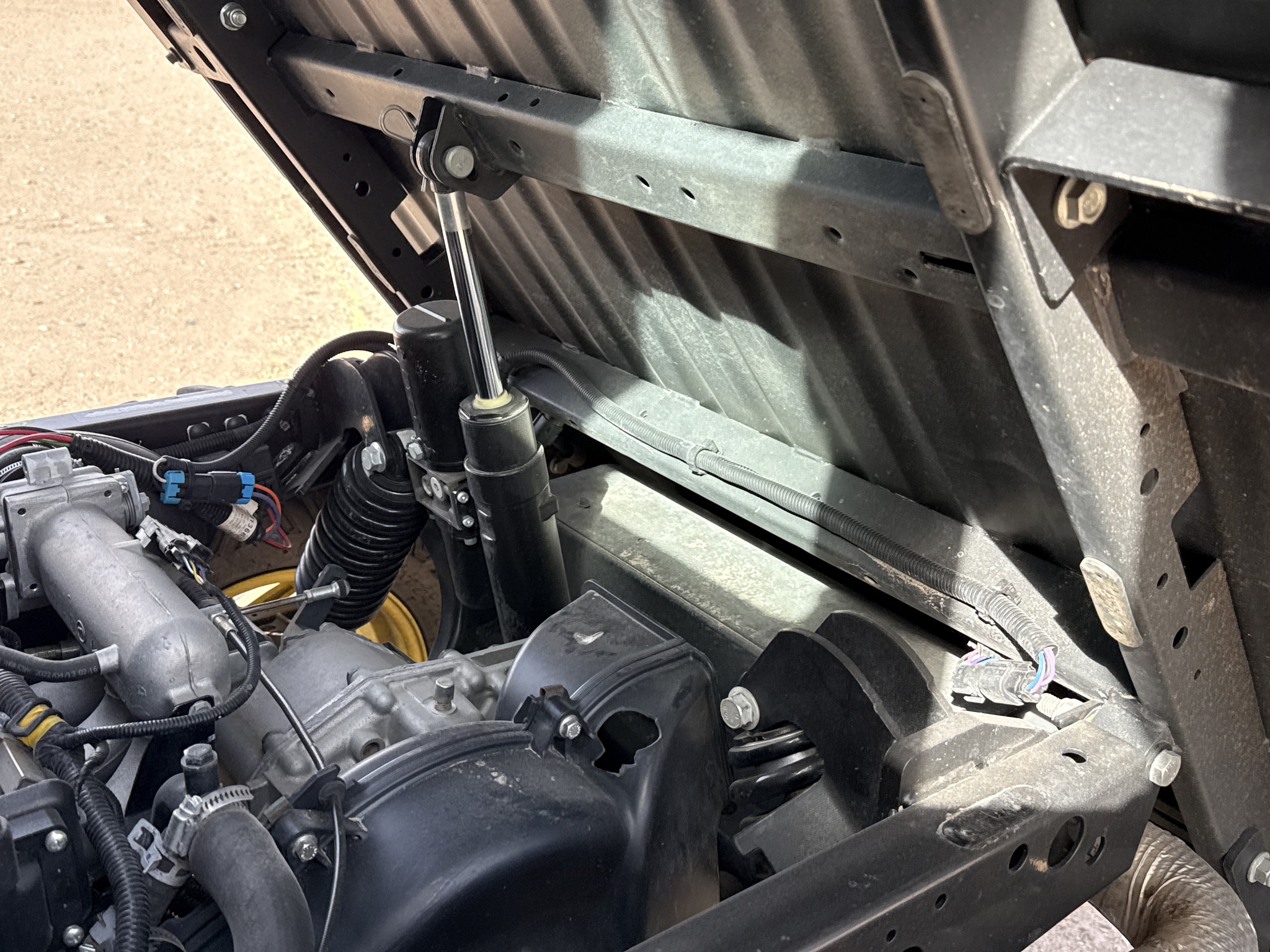  2023 John Deere XUV 835M at LandMark in Lexington, NE