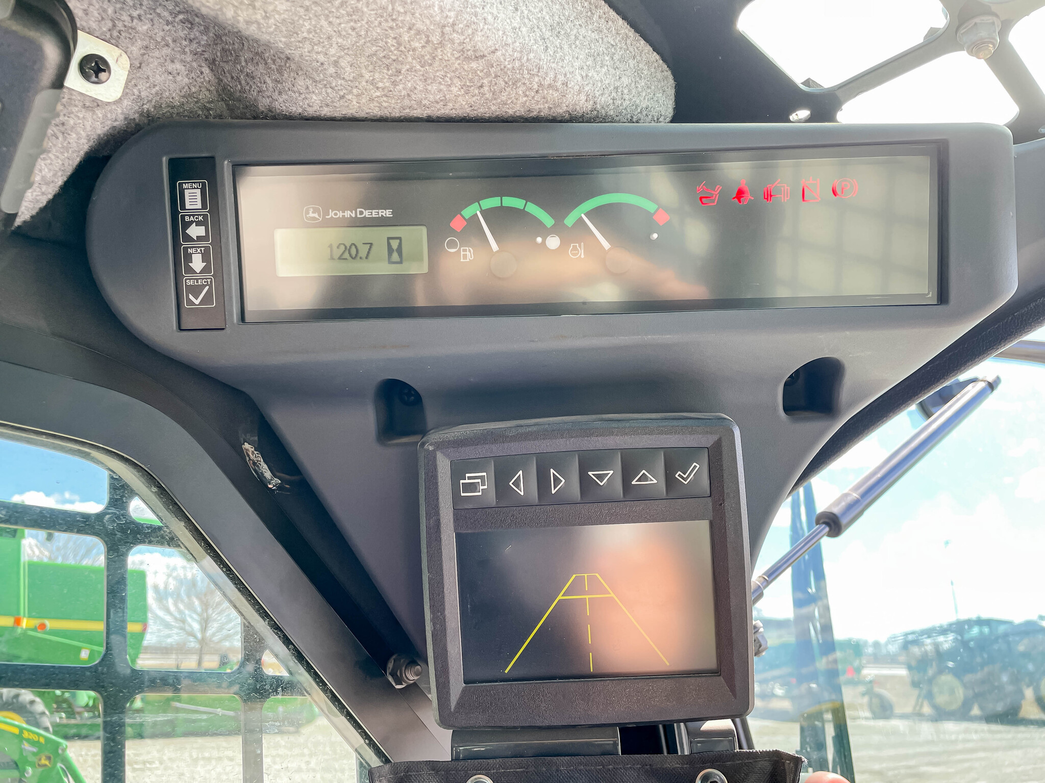  2021 John Deere 318G at LandMark in Kearney, NE