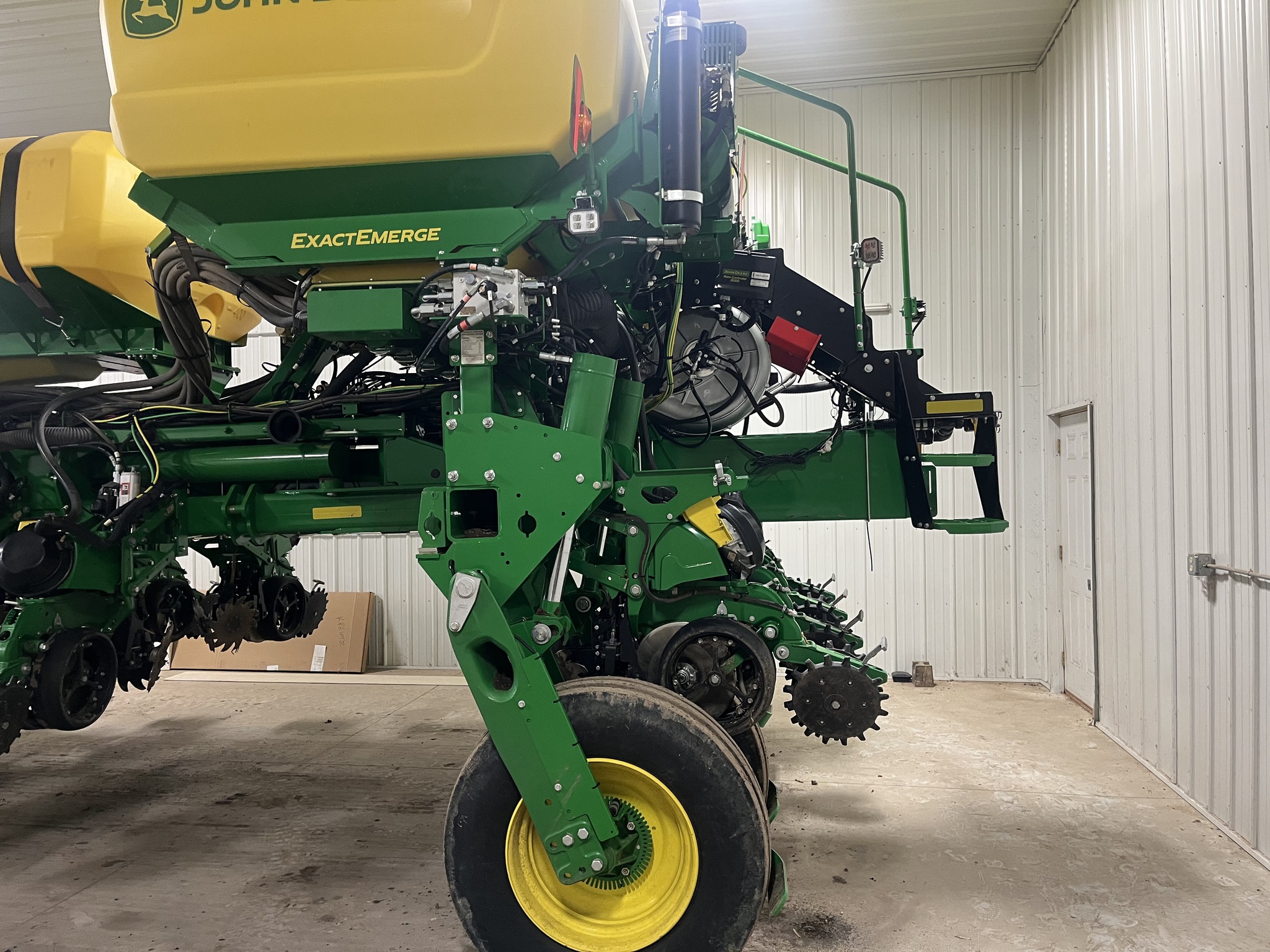  2025 John Deere 1775NT at LandMark in Hastings, NE