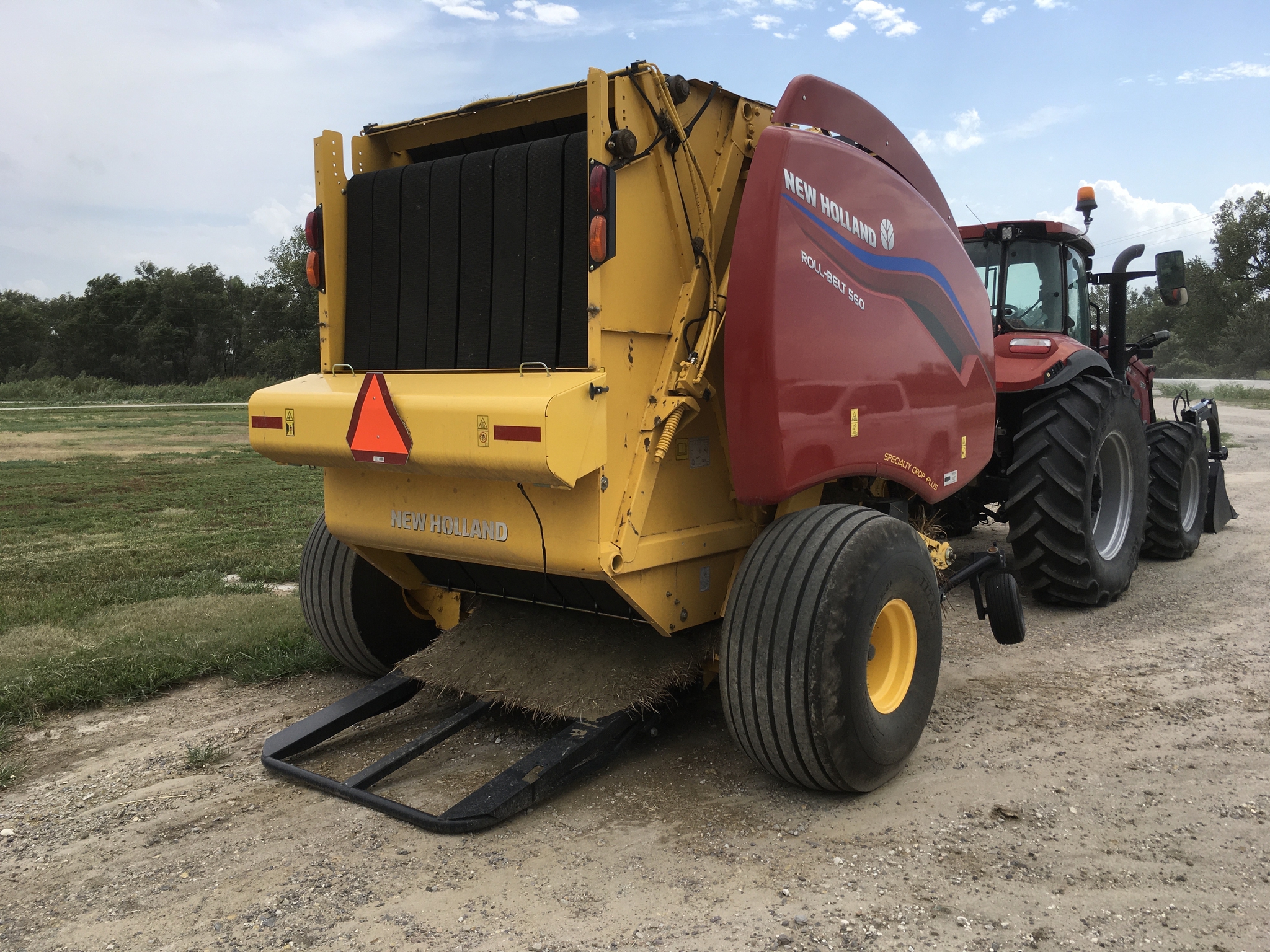  2023 NEW HOLLAND Rollbelt 560 at LandMark in Phillipsburg, KS
