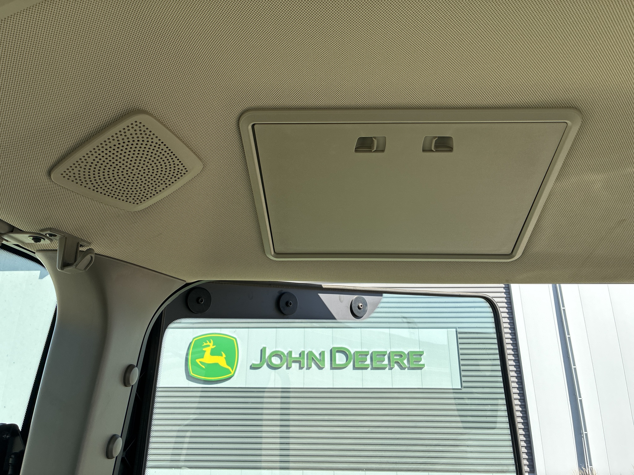  2025 John Deere 8R 370 at LandMark in Hebron, NE