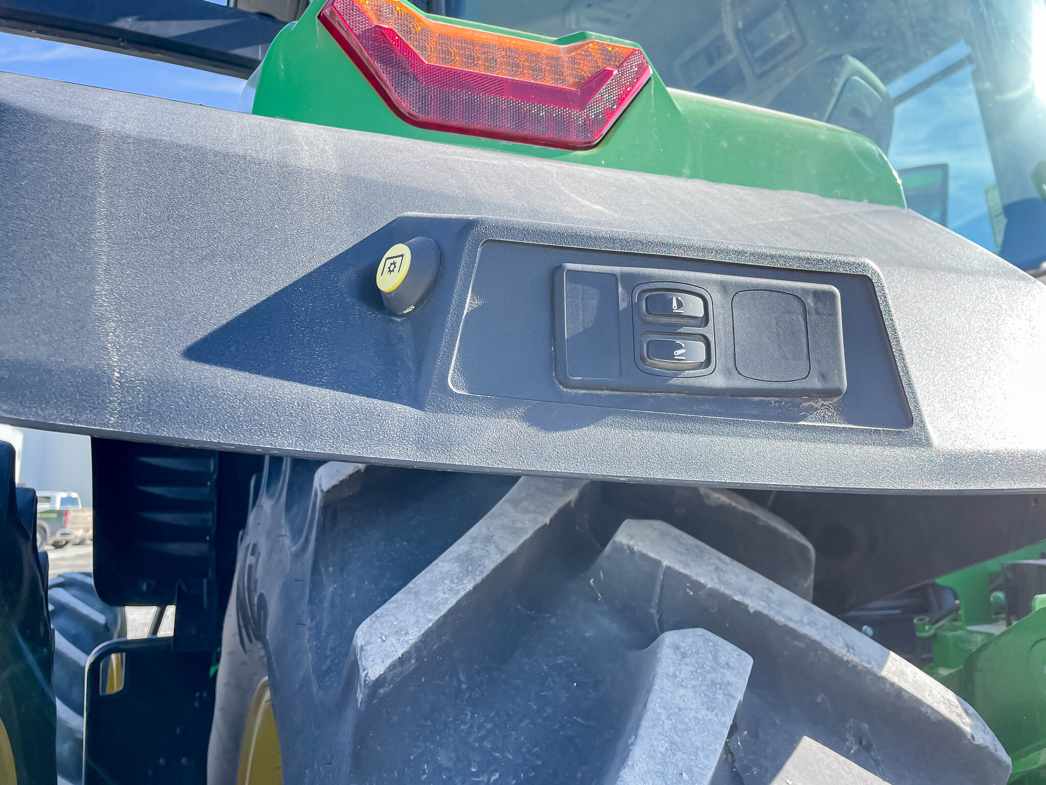  2023 John Deere 8R 370 at LandMark in Hebron, NE