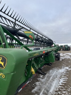  2019 John Deere 735FD at LandMark in Gothenburg, NE