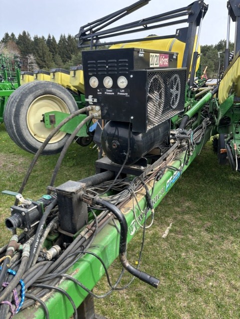 On Lot  Wil-rich 24R22 at Tri County Equipment Bad Axe, MI