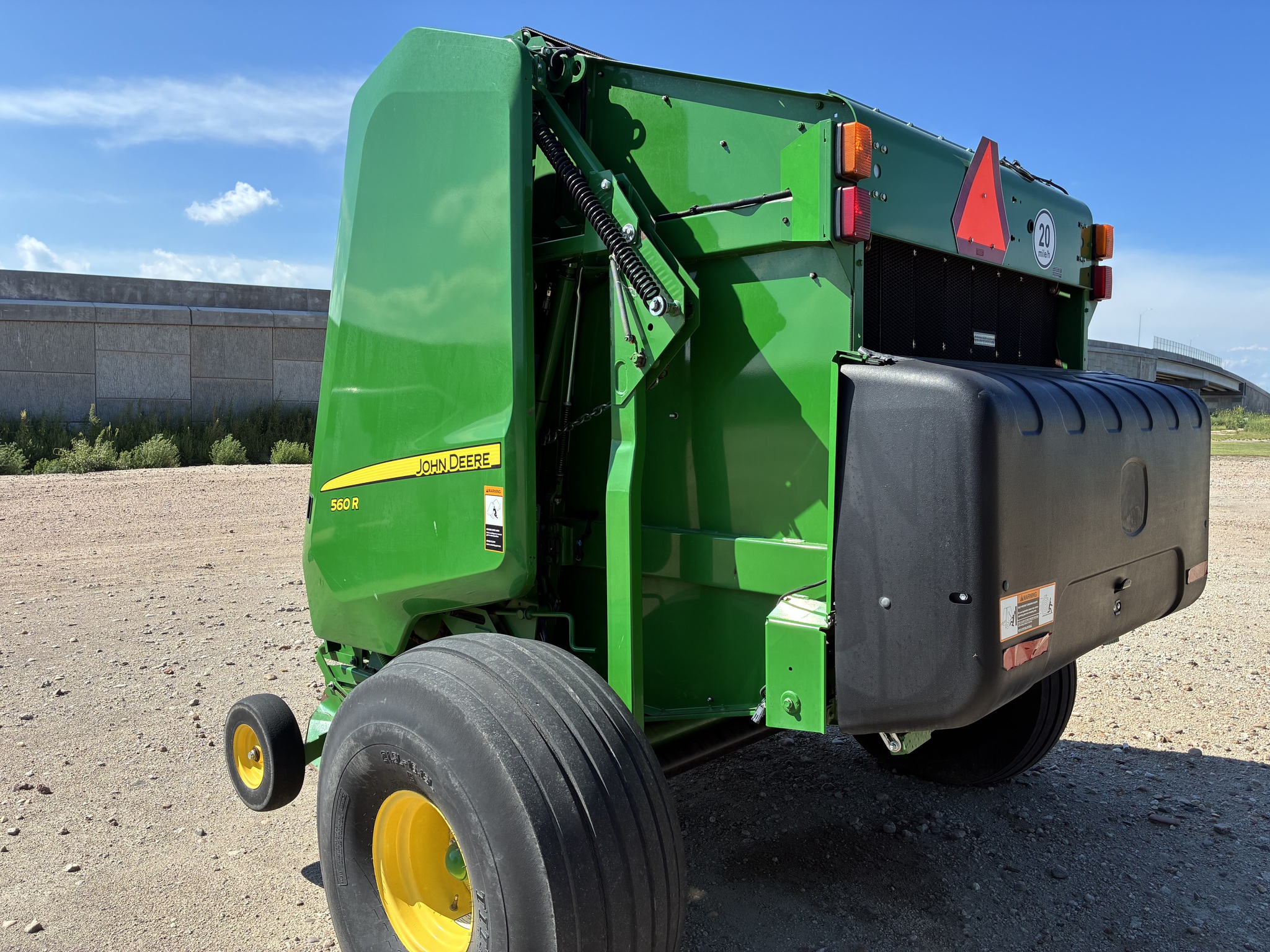  2021 John Deere 560R at LandMark in Lexington, NE
