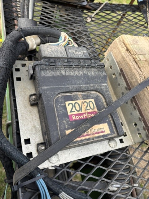 On Lot  Wil-rich 24R22 at Tri County Equipment Bad Axe, MI