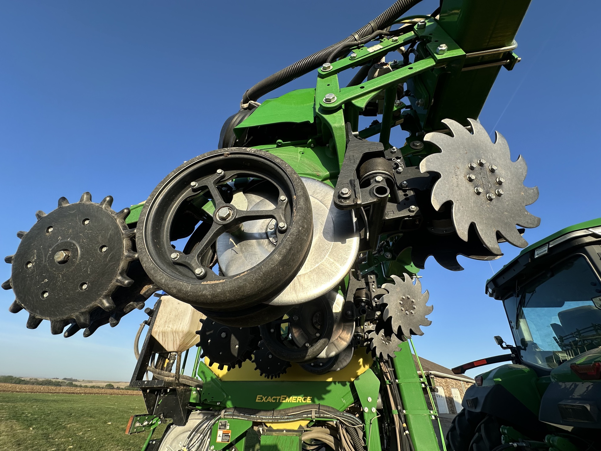  2024 John Deere 1725C at LandMark in Lexington, NE