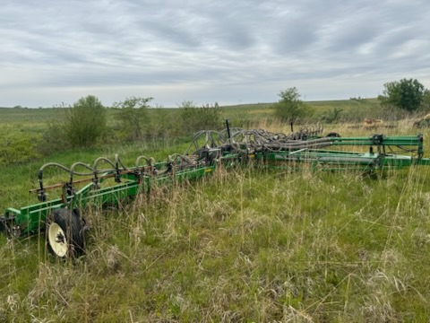  2014 UNVERFERTH 1225 at LandMark in Smith Center, KS