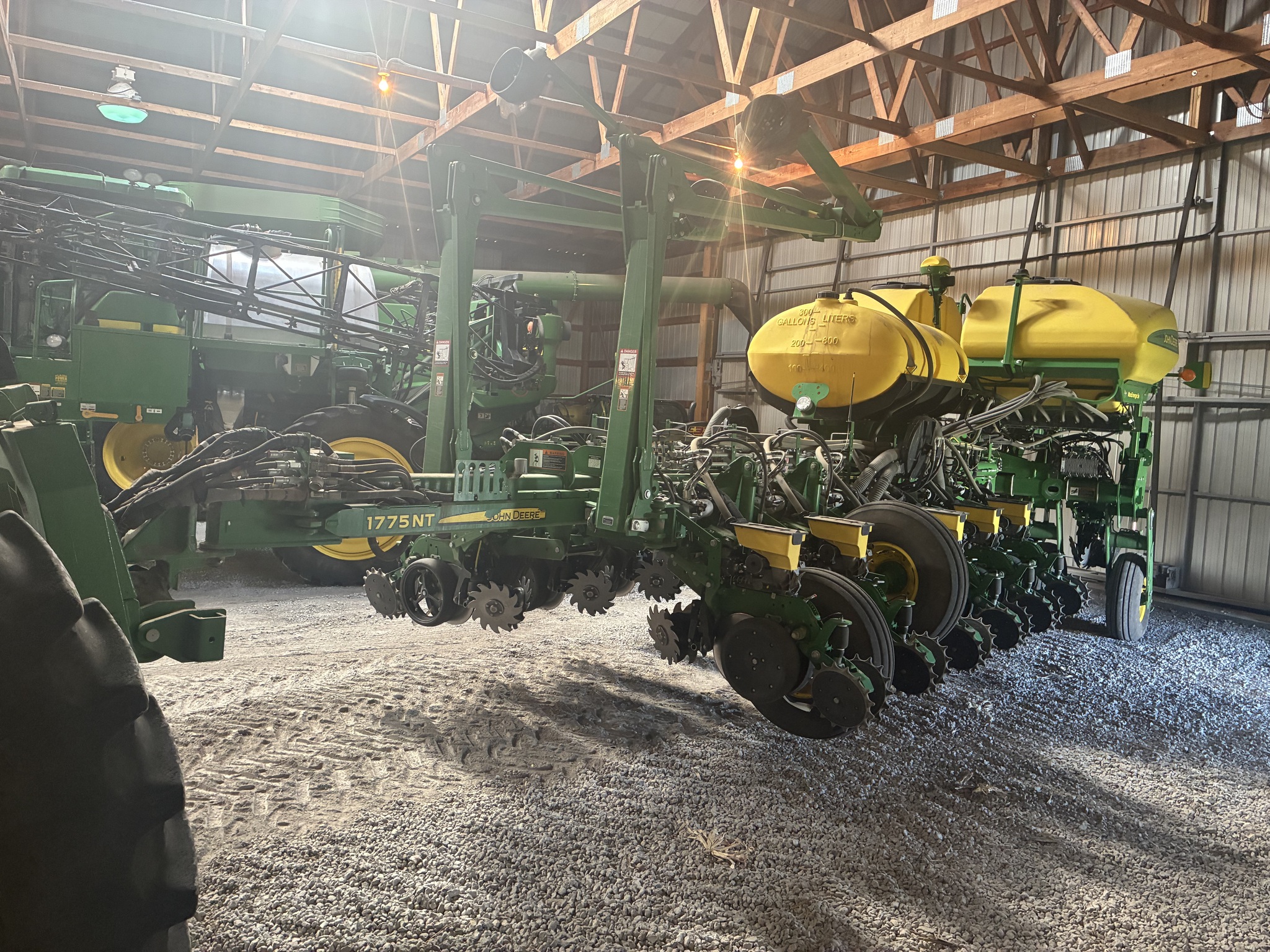  2019 John Deere 1775NT at LandMark in Beatrice, NE