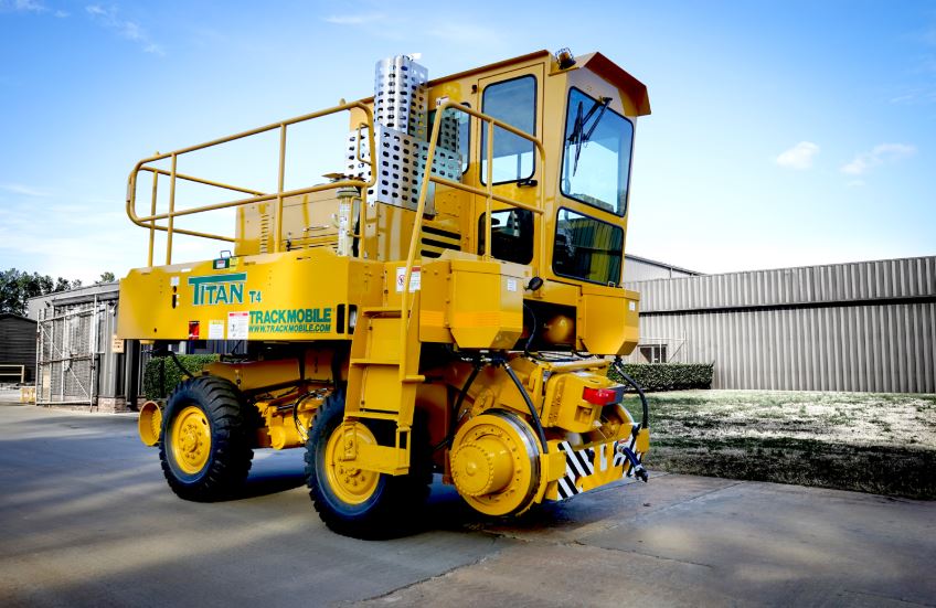 New 2026 Trackmobile ATLAS T4 at Briggs Equipment in Dallas, TX