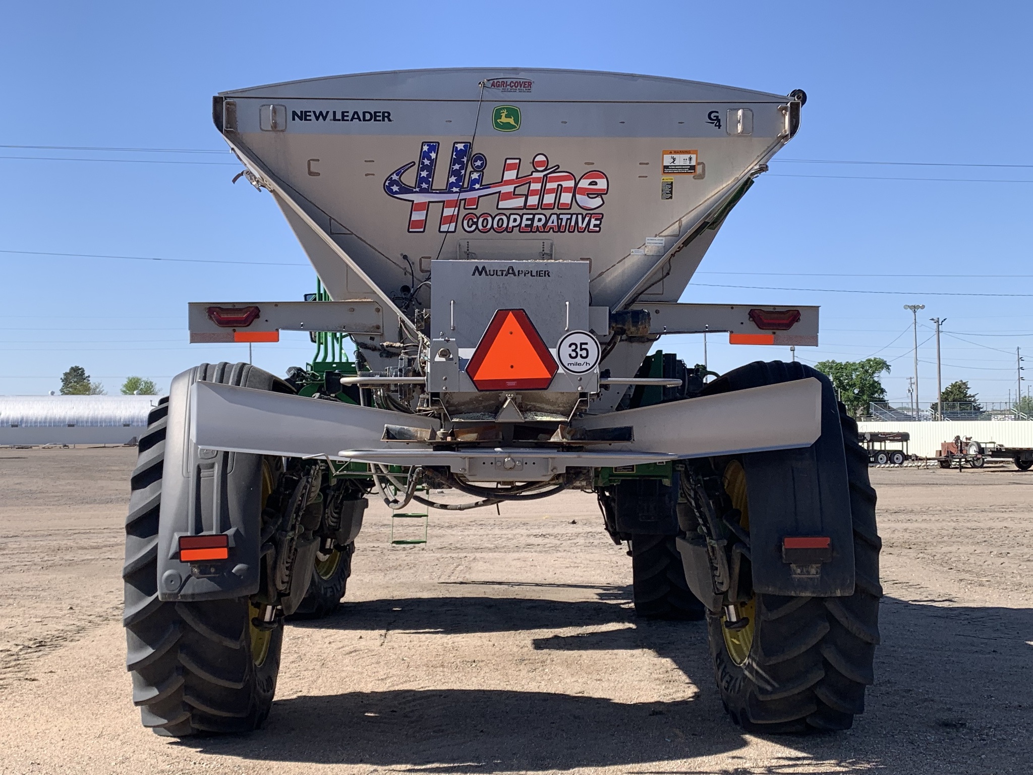  2023 John Deere 600R at LandMark in Gothenburg, NE