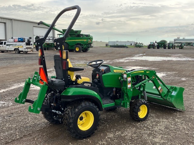   John Deere 1025R at LandMark in Gothenburg, NE